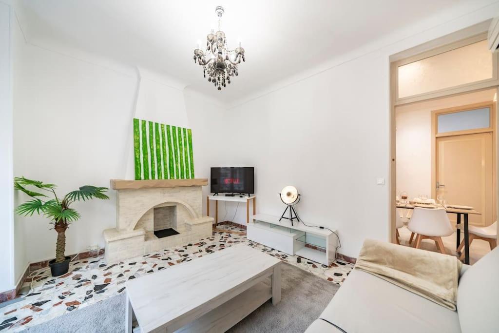 Monte Carlo Monaco Border, Hypercenter, Familly Friendly Appartement *
